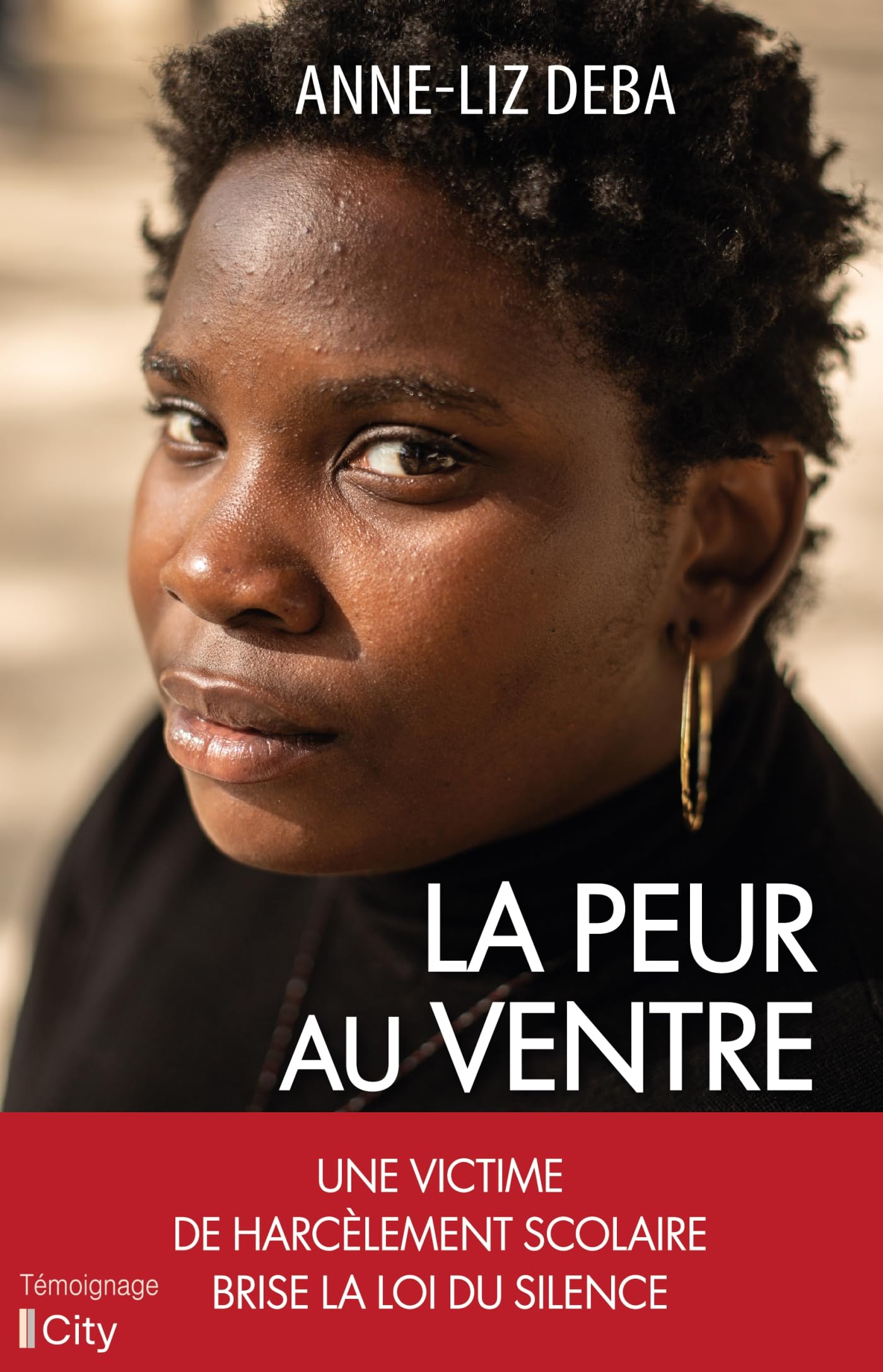 Une femme condamnée pour harcèlement obsessionnel : une tragédie de la folie et de l’insécurité