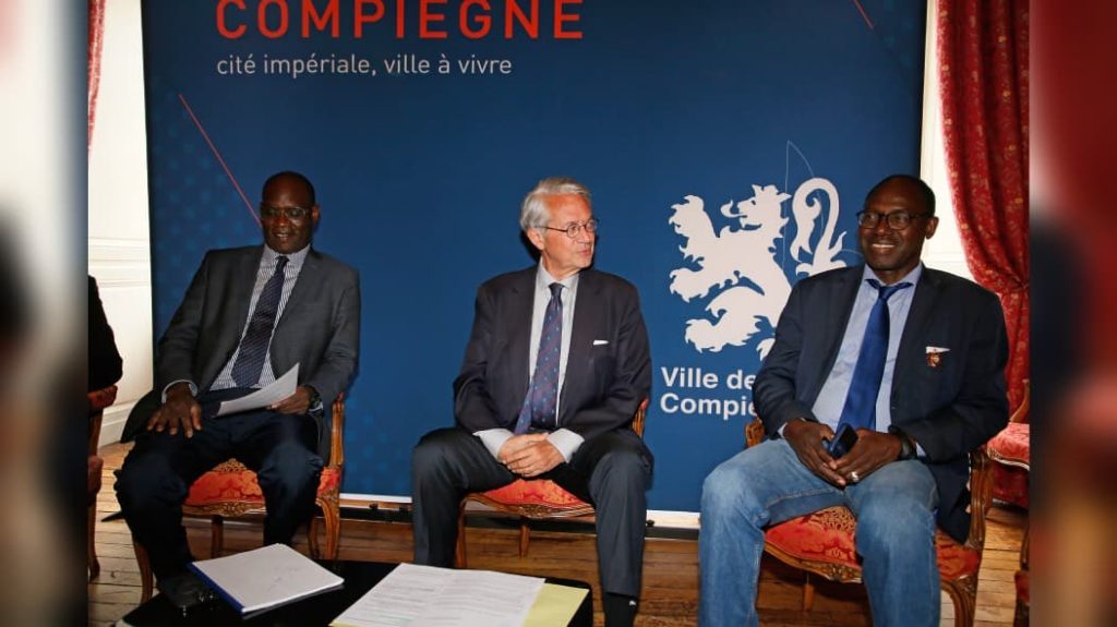 Oumar Ba condamné pour abus de téléphone municipal à Compiègne, un cas d’abus de pouvoir qui met en lumière des dépenses élevées vers l’Afrique
